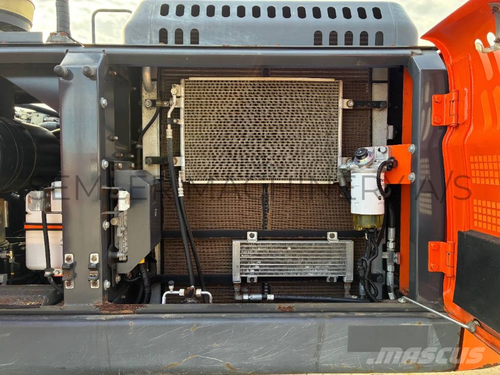 Doosan DX 255 LC-5 حفارات زحافة