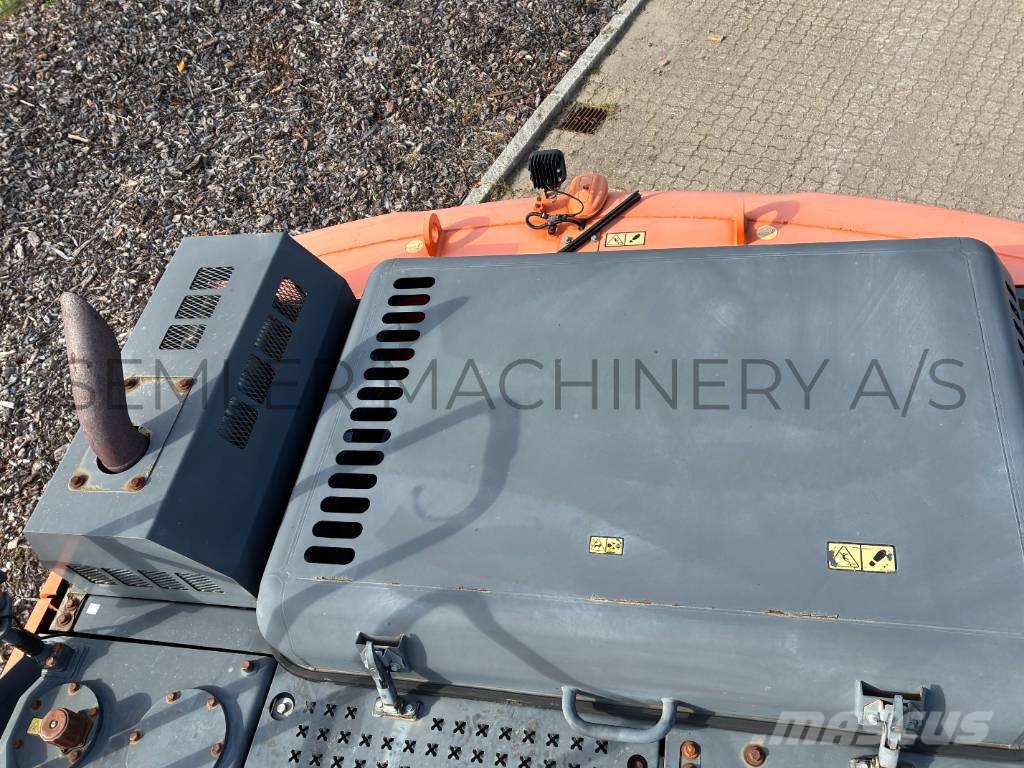 Doosan DX 255 LC-5 حفارات زحافة
