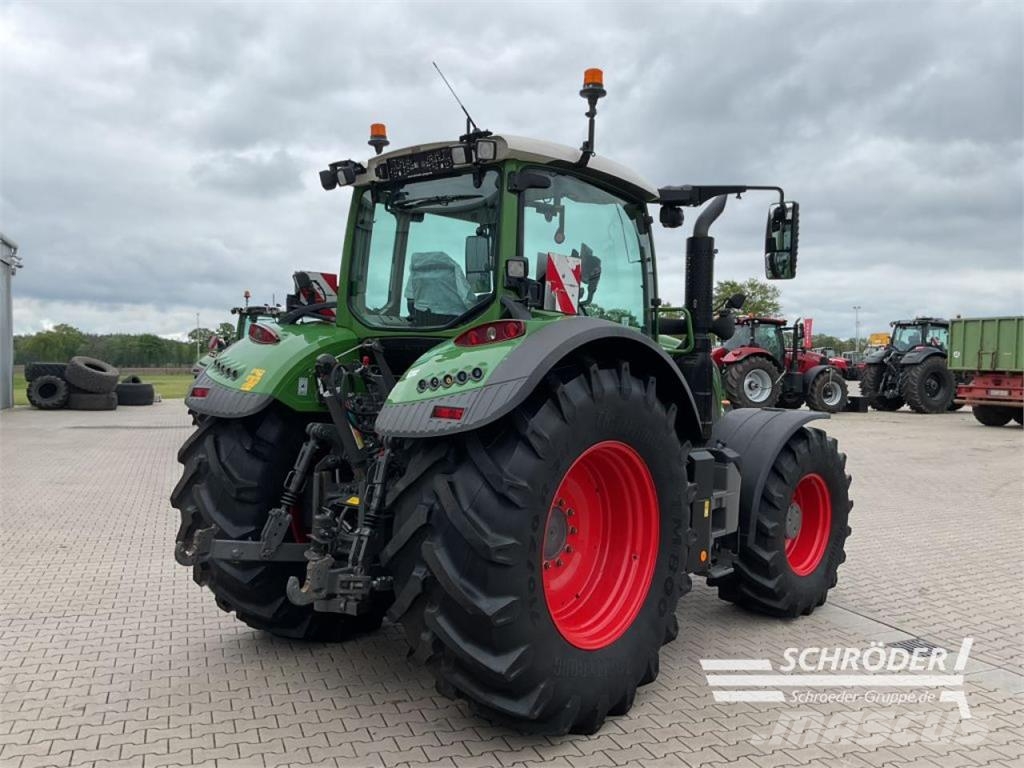 Fendt 724 GEN6 PROFI PLUS Трактори