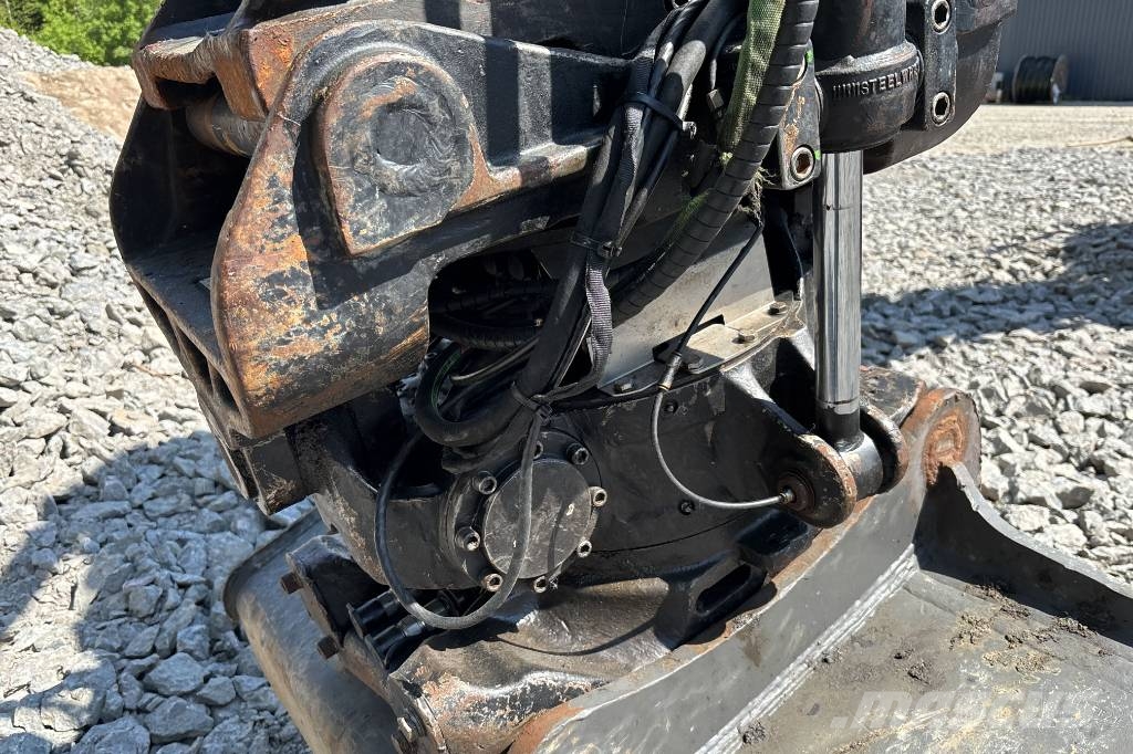 Volvo ECR 235 E Bandgrävare