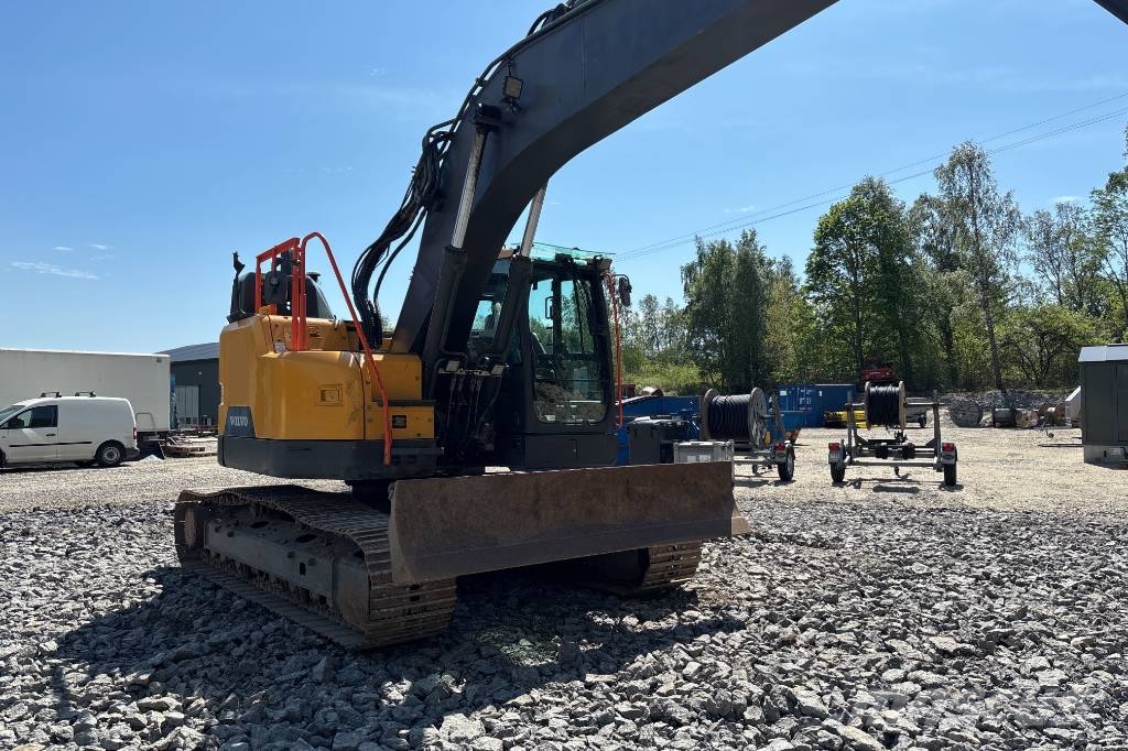 Volvo ECR 235 E Bandgrävare