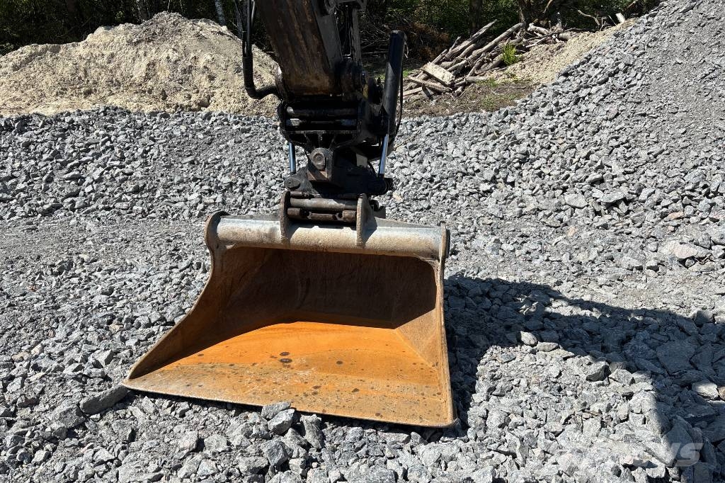 Volvo ECR 235 E Bandgrävare