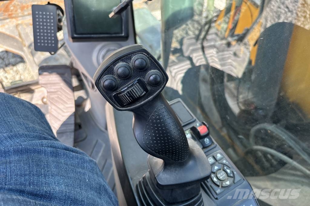 Volvo ECR 235 E Bandgrävare