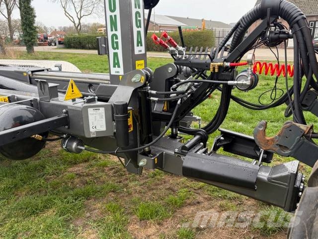 Stronga HL160DT Anhänger mit Hakenlift