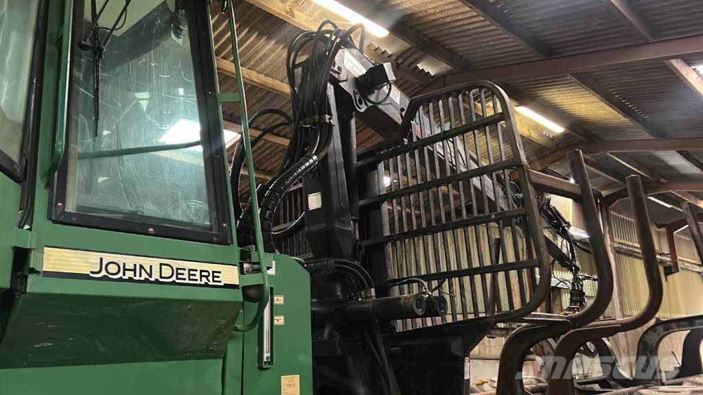 John Deere 1110 D Naudoti miškovežiai (Forvarderiai)