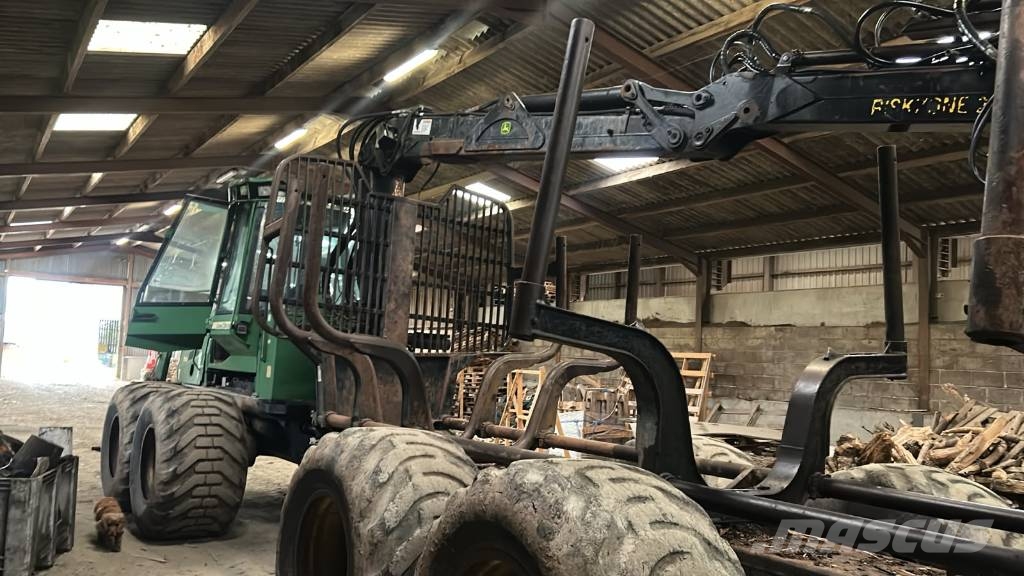 John Deere 1110 D Naudoti miškovežiai (Forvarderiai)