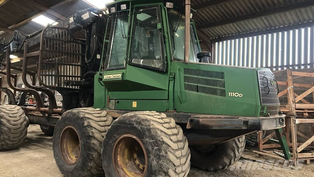 John Deere 1110 D Naudoti miškovežiai (Forvarderiai)