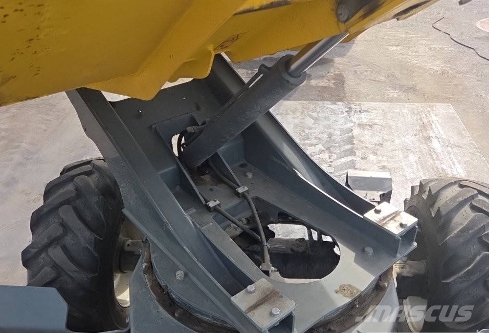 Wacker Neuson DW 30 翻斗车\公路型自卸车