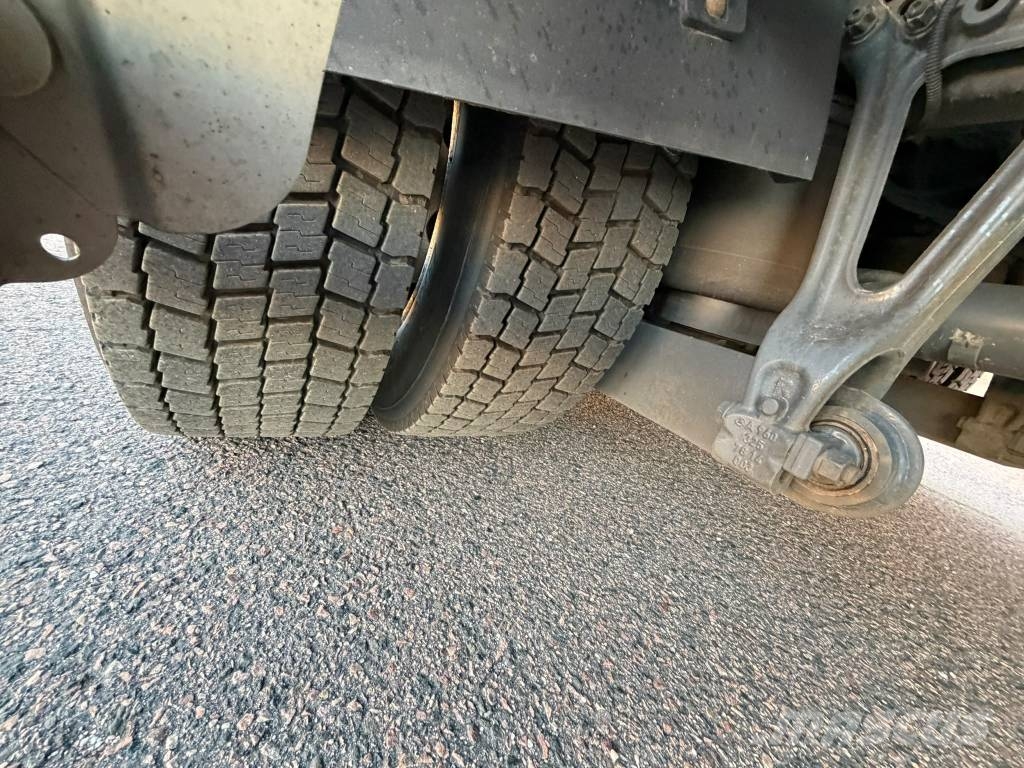 Mercedes-Benz Actros 2532 seria nr 5498 Furgoonautod