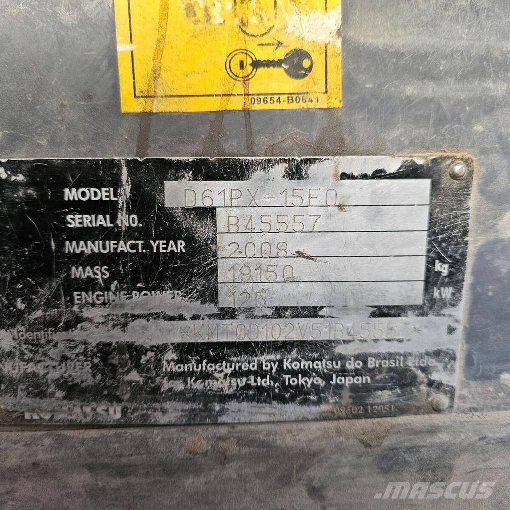 Komatsu D61PX-15F0 Crawler dozers