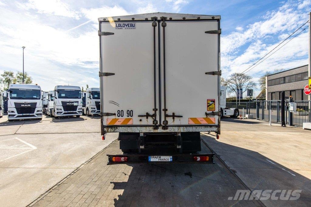 Renault D16 240 DXI Camiones de caja de lona