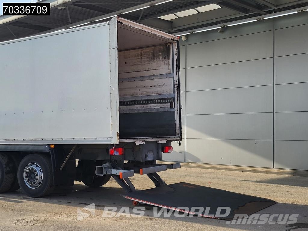 Scania P320 P 6X2 3000kg Ladebordwand Lift+steering axle Bakwagens met gesloten opbouw