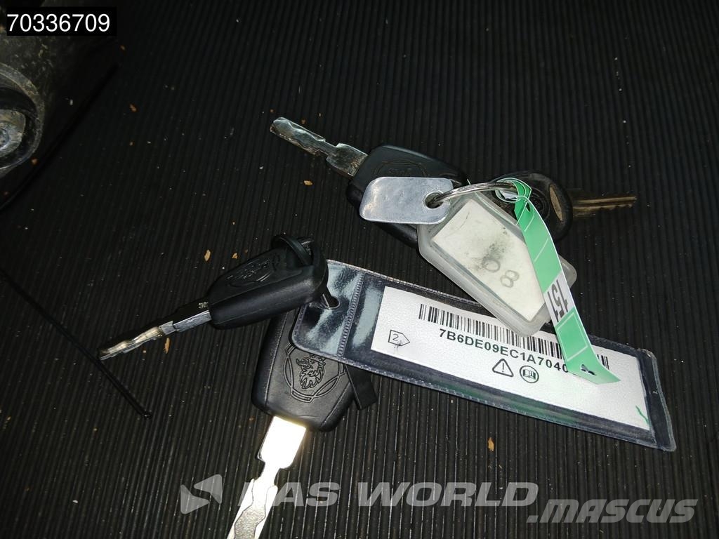 Scania P320 P 6X2 3000kg Ladebordwand Lift+steering axle ボックスボディー、ウイング、箱車