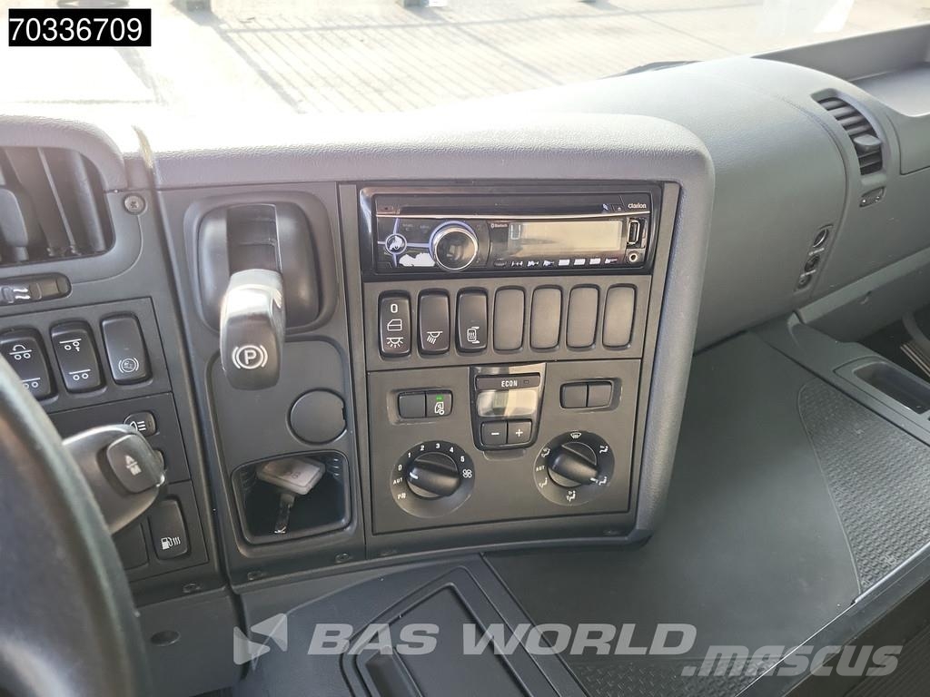 Scania P320 P 6X2 3000kg Ladebordwand Lift+steering axle ボックスボディー、ウイング、箱車