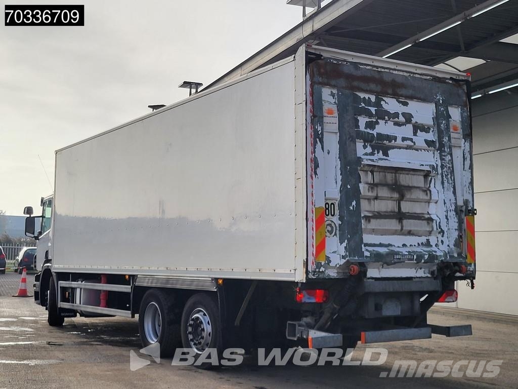 Scania P320 P 6X2 3000kg Ladebordwand Lift+steering axle ボックスボディー、ウイング、箱車