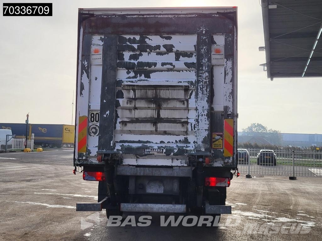 Scania P320 P 6X2 3000kg Ladebordwand Lift+steering axle Box trucks