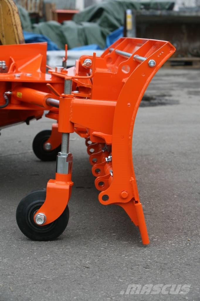 M3 Snow Plow SB معدات العناية بالأرض - غير ذلك