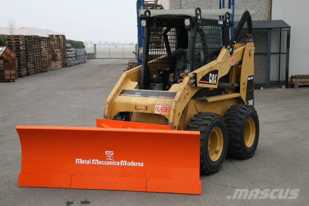 M3 Snow Plow SB معدات العناية بالأرض - غير ذلك