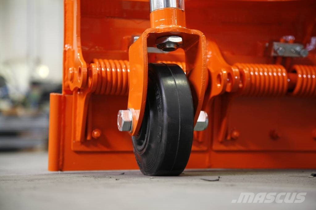 M3 Snow Plow SB معدات العناية بالأرض - غير ذلك
