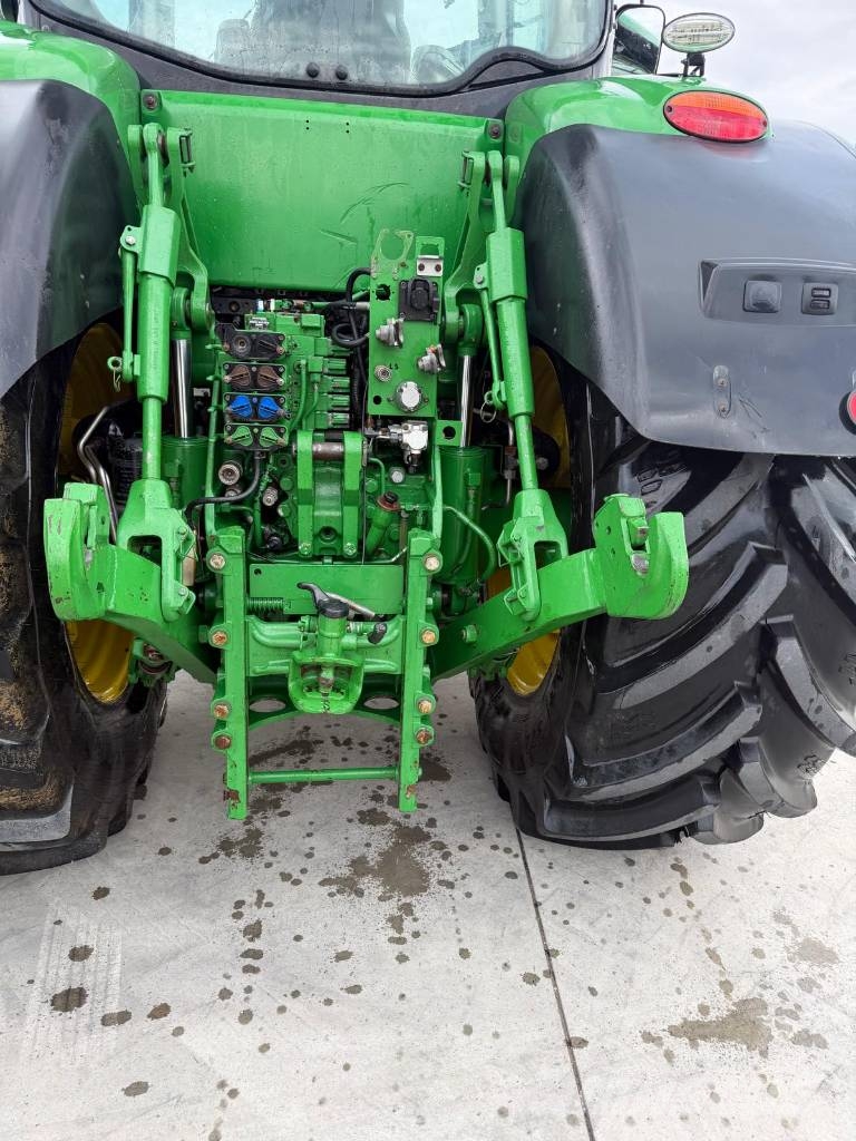 John Deere 8370 R 拖拉机/农用车