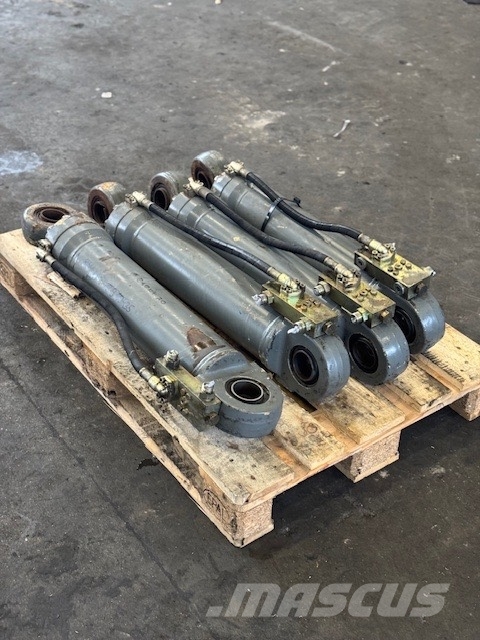 Liebherr Wheel Material Handler hydraulic cylinder complet هيدروليات