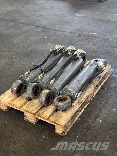 Liebherr Wheel Material Handler hydraulic cylinder complet هيدروليات