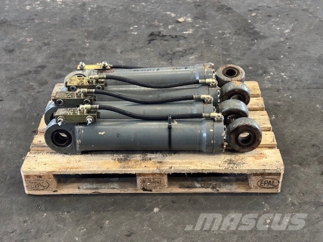Liebherr Wheel Material Handler hydraulic cylinder complet هيدروليات