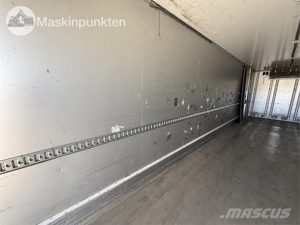 Scania P320LB6X2*4MNB شاحنات بدرجة حرارة قابلة للضبط