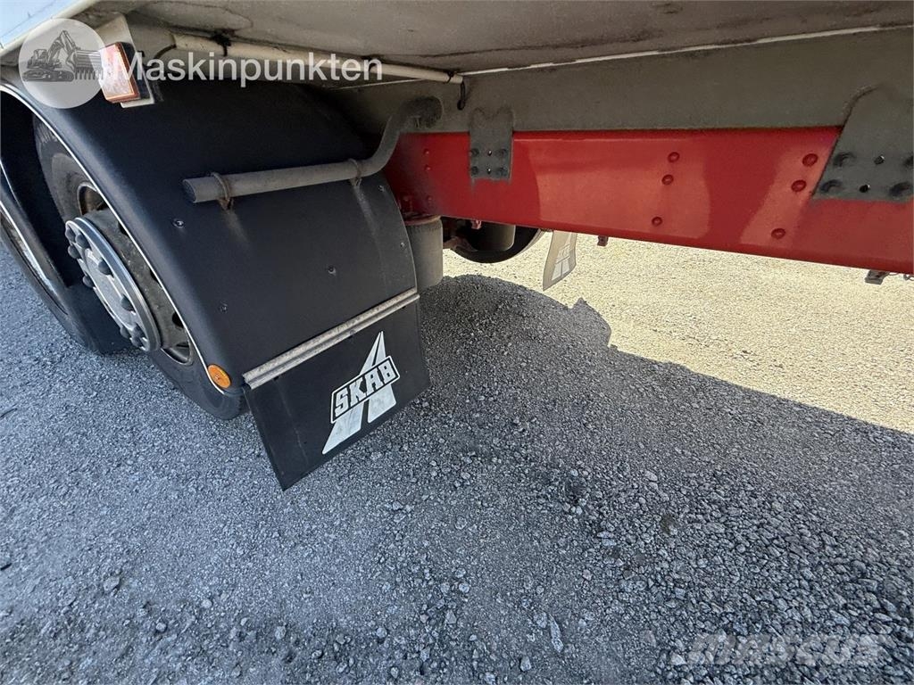 Scania P320LB6X2*4MNB شاحنات بدرجة حرارة قابلة للضبط