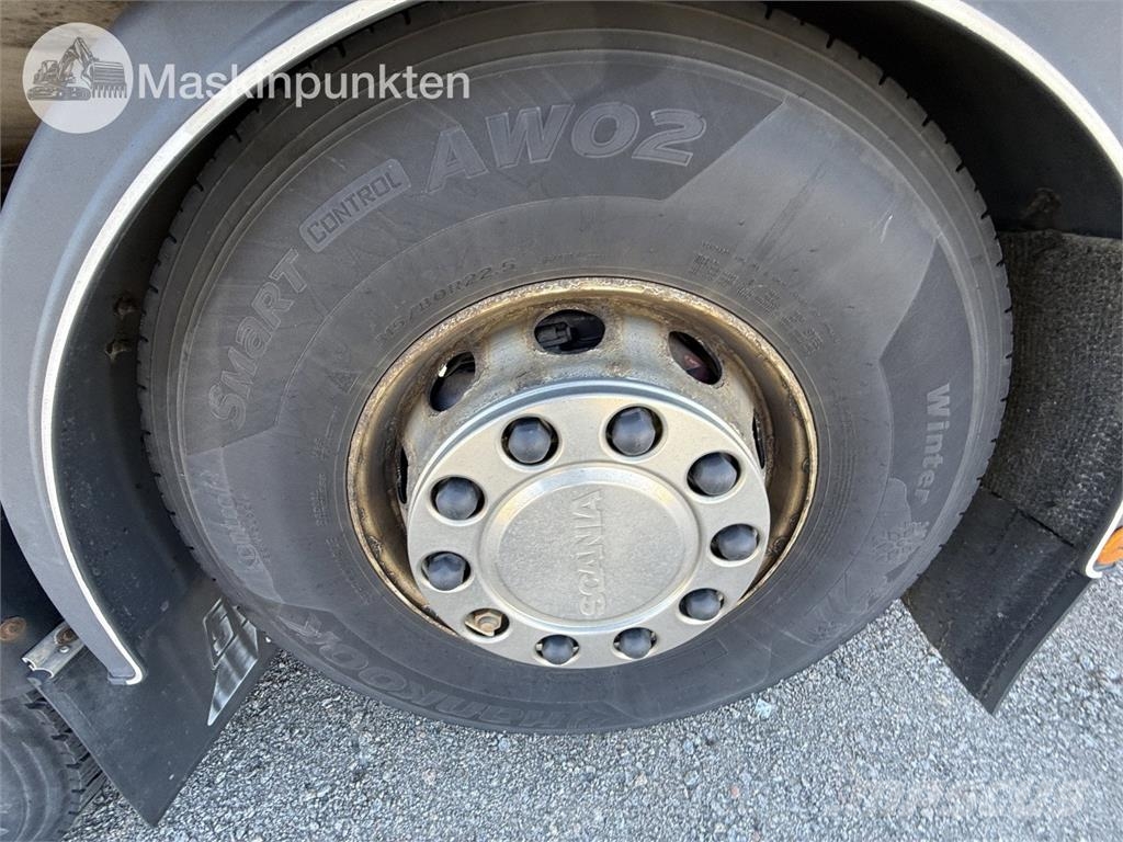 Scania P320LB6X2*4MNB شاحنات بدرجة حرارة قابلة للضبط