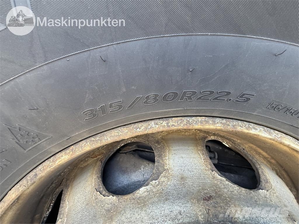 Scania P320LB6X2*4MNB شاحنات بدرجة حرارة قابلة للضبط