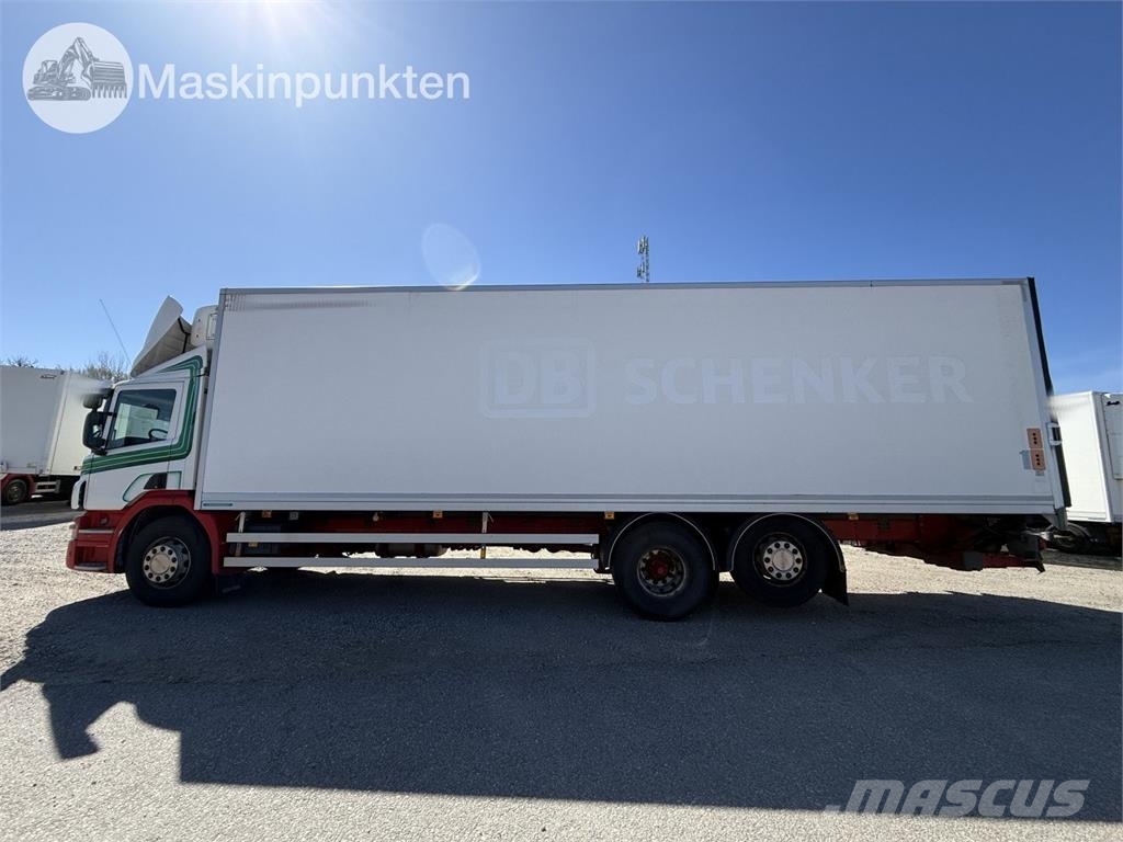 Scania P320LB6X2*4MNB شاحنات بدرجة حرارة قابلة للضبط