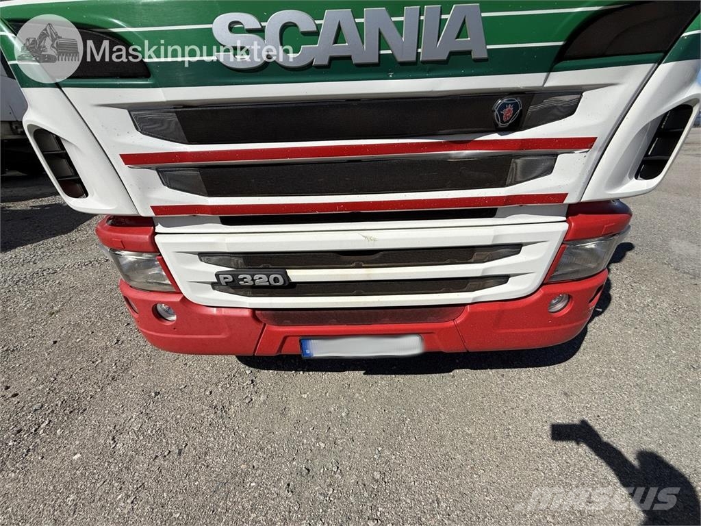 Scania P320LB6X2*4MNB شاحنات بدرجة حرارة قابلة للضبط