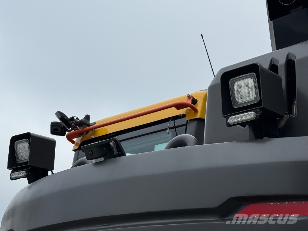Volvo ECR 145 EL Crawler excavators