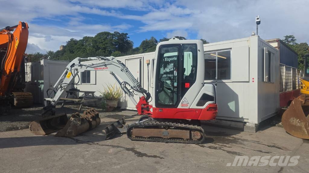 Takeuchi TB 225 Miniescavatori