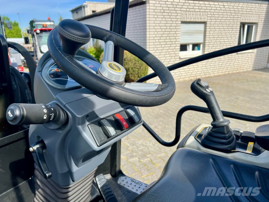 Gehl AL330 by Manitou Sonderfinanzierung 0,00% لوادر وحفارات أمامية