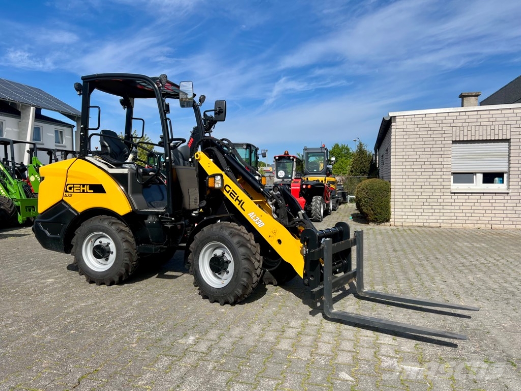 Gehl AL330 by Manitou Sonderfinanzierung 0,00% لوادر وحفارات أمامية