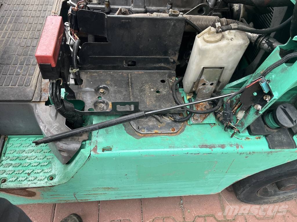 Mitsubishi FD20NT V-4213 INW Dizelski viličari