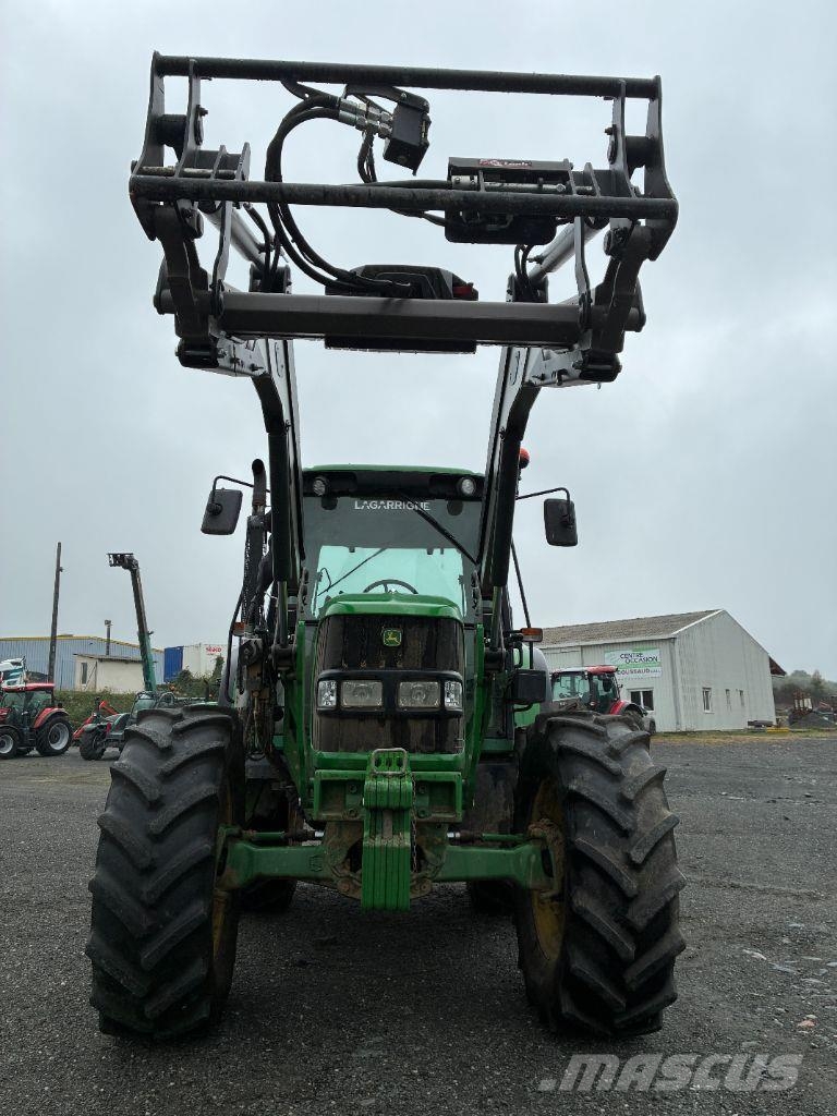 John Deere 6330 STD Traktory