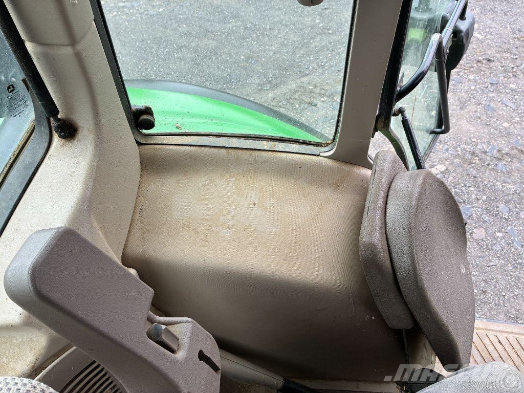 John Deere 6330 STD Traktory