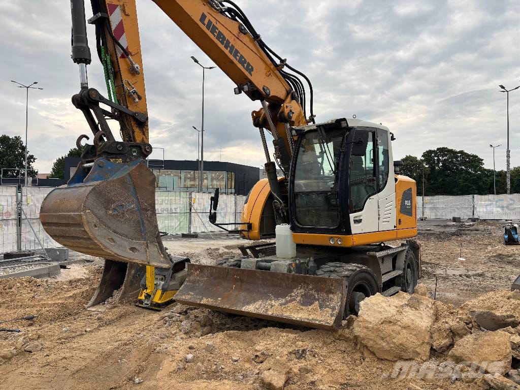 Liebherr A 918 Compact Wielgraafmachines