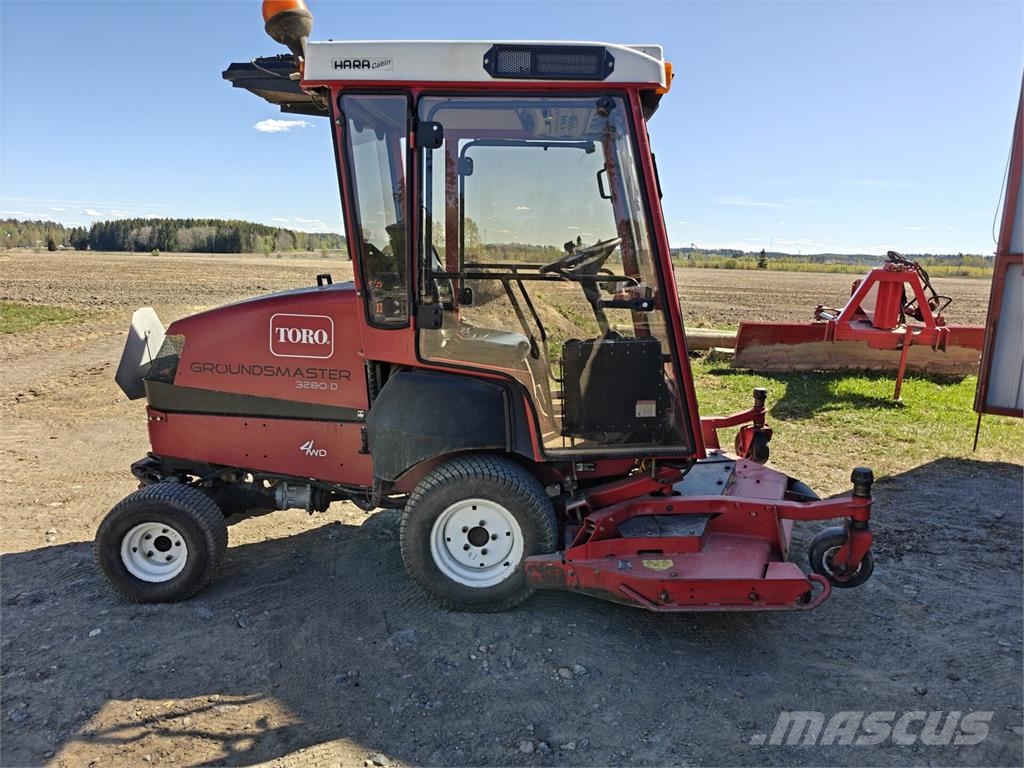 Toro Groundmaster 3280 D ركوب الحشائش