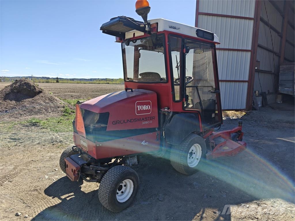 Toro Groundmaster 3280 D ركوب الحشائش