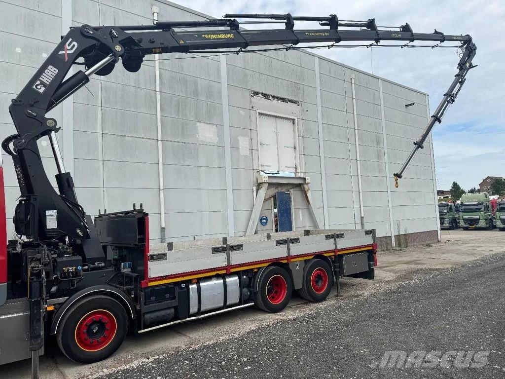 DAF CF 85.460 8X2 HIAB 477E-7 + JIB 75X + REMOTE CONTR 平板式/側卸式卡車