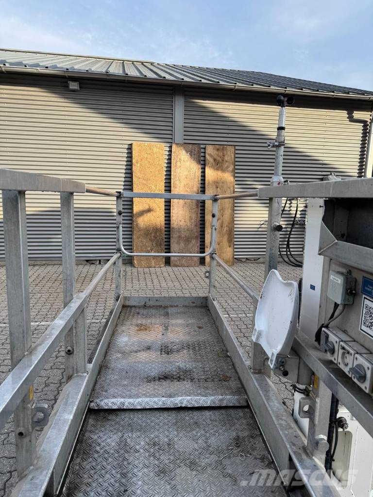 Palfinger WT 450 المنصات الهوائية المثبتة على شاحنة