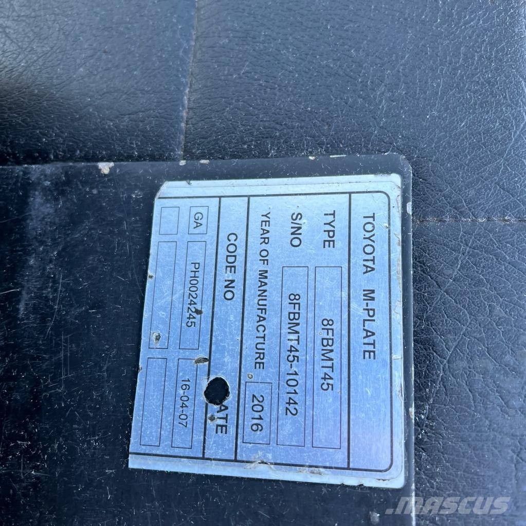 Toyota [DISCOUNT-SALE] 8FBMT45  Long Forks *DISCOUNT!!* Električni viljuškari