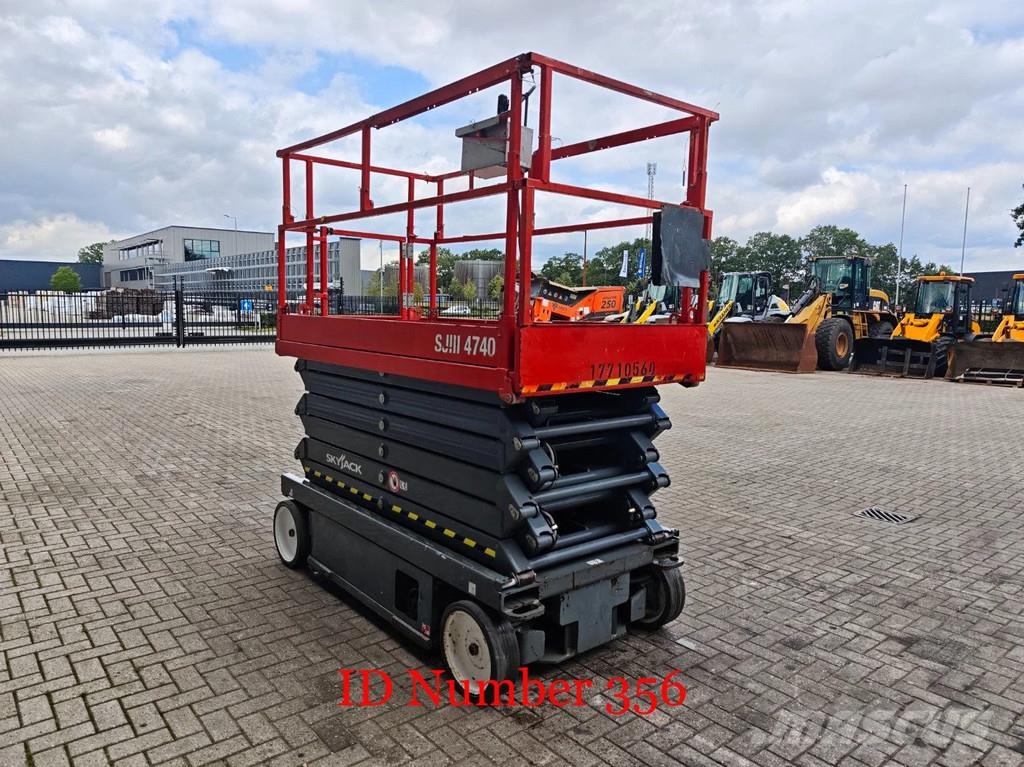 SkyJack SJIII 4740 Full Electric 2 Pieces! Підйомники-ножиці