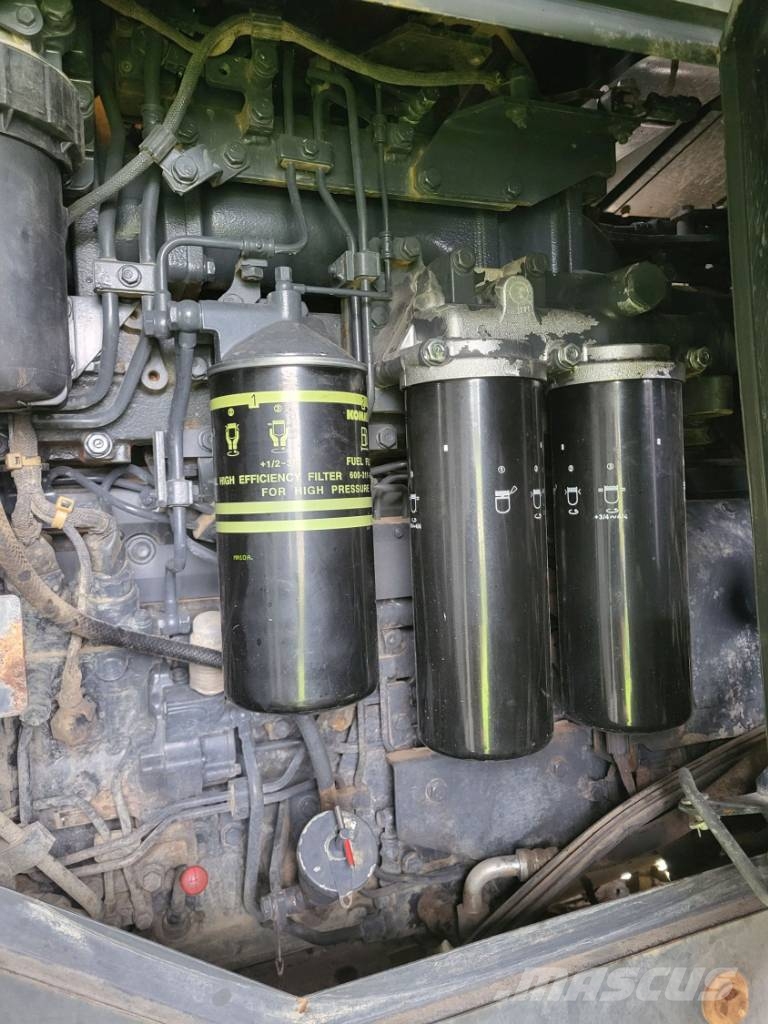 Komatsu HD405-8 Pevné dempry