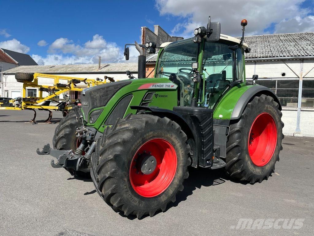Fendt 718 VARIO POWER + Traktörler