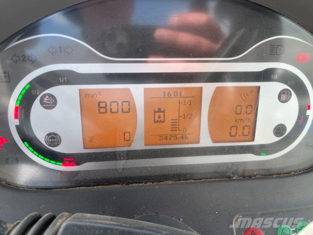 Fendt 718 VARIO POWER + Traktorid